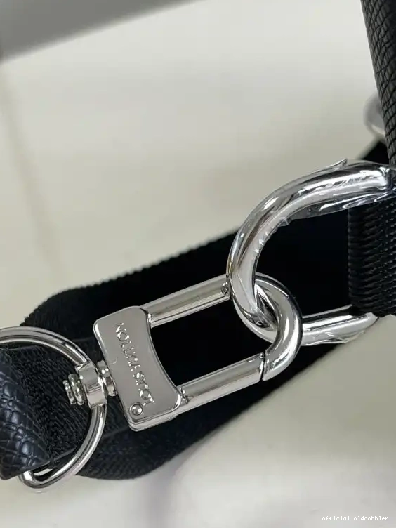 Official oldcobbler VUITTON SLING BAG AVENUE LOUIS 0705
